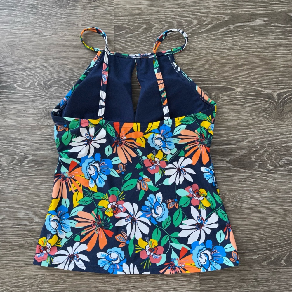 Ellen Tracy floral swimsuit top - Picture 3 of 4